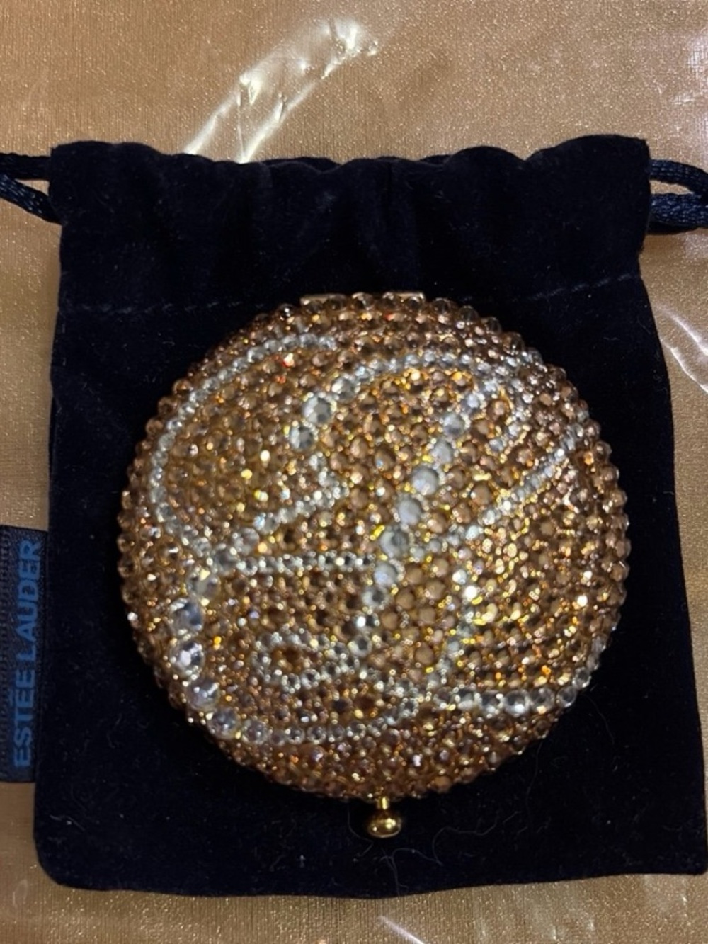 Estée Lauder Signature Compact
'Lucidity' Translucent Pressed
Powder || RARE - Picture 2 of 7
